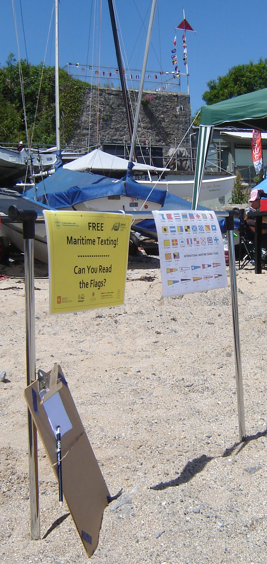 Reading maritime signal flags